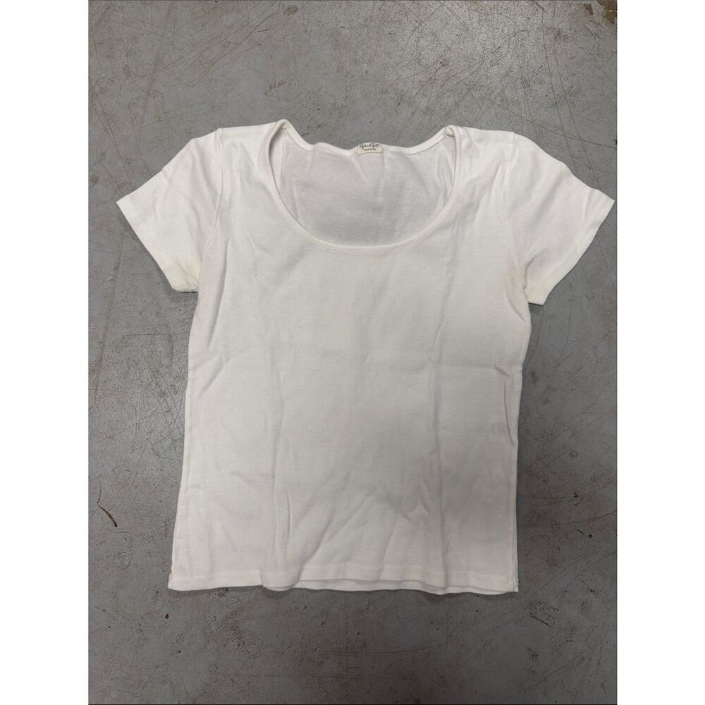 Classic White Scoop Neck Women's Top JOHN GALT T Shirt - ONE SIZE